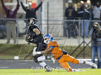 Thumbnail 1 in Robinson @ Marvin Ridge (NCHSAA Class 3AA 1st Round) photogallery.