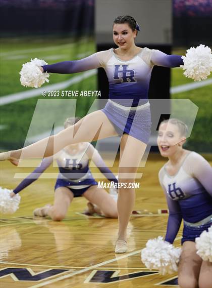 Thumbnail 2 in Highlands Ranch CHSAA Spirit Poms photogallery.