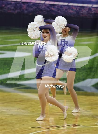 Thumbnail 2 in Highlands Ranch CHSAA Spirit Poms photogallery.