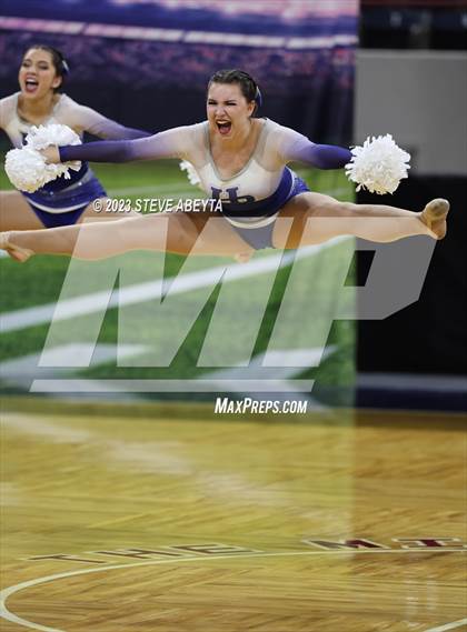 Thumbnail 3 in Highlands Ranch CHSAA Spirit Poms photogallery.