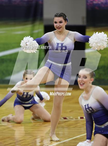Thumbnail 1 in Highlands Ranch CHSAA Spirit Poms photogallery.
