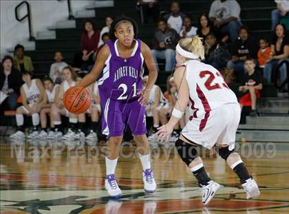 Thumbnail 2 in Ardrey Kell vs South Caldwell (Fifth Third Bank Holiday Classic) photogallery.