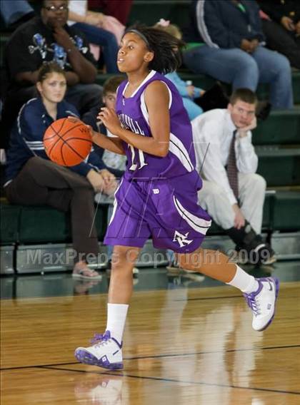 Thumbnail 2 in Ardrey Kell vs South Caldwell (Fifth Third Bank Holiday Classic) photogallery.