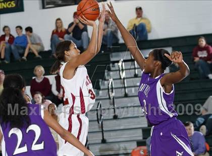 Thumbnail 2 in Ardrey Kell vs South Caldwell (Fifth Third Bank Holiday Classic) photogallery.