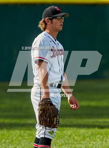 null - Photo 01