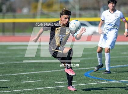 Thumbnail 3 in Christopher vs. Everett Alvarez (CIF CCS D3 Finals) photogallery.