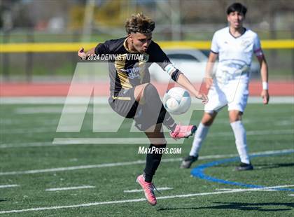 Thumbnail 1 in Christopher vs. Everett Alvarez (CIF CCS D3 Finals) photogallery.