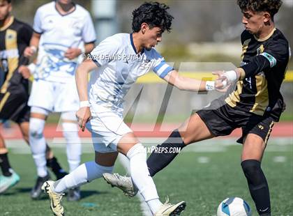 Thumbnail 1 in Christopher vs. Everett Alvarez (CIF CCS D3 Finals) photogallery.