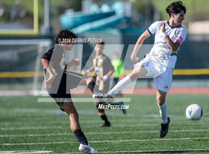 Thumbnail 3 in Christopher vs. Everett Alvarez (CIF CCS D3 Finals) photogallery.