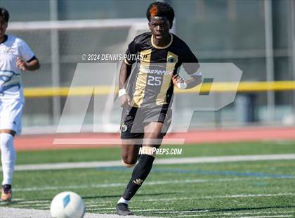 Thumbnail 3 in Christopher vs. Everett Alvarez (CIF CCS D3 Finals) photogallery.