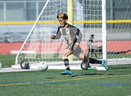 Thumbnail 3 in Christopher vs. Everett Alvarez (CIF CCS D3 Finals) photogallery.