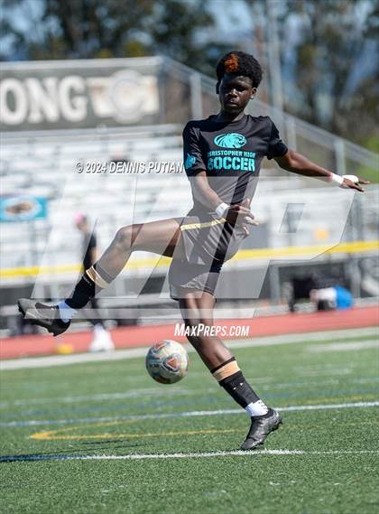 Thumbnail 2 in Christopher vs. Everett Alvarez (CIF CCS D3 Finals) photogallery.