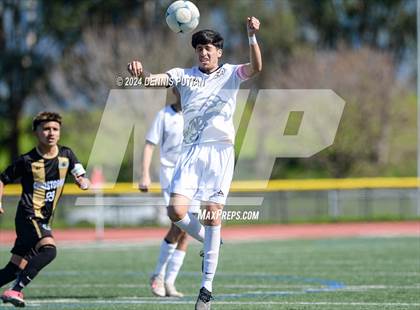 Thumbnail 3 in Christopher vs. Everett Alvarez (CIF CCS D3 Finals) photogallery.