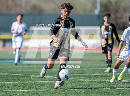 Thumbnail 2 in Christopher vs. Everett Alvarez (CIF CCS D3 Finals) photogallery.