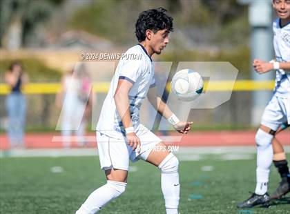 Thumbnail 3 in Christopher vs. Everett Alvarez (CIF CCS D3 Finals) photogallery.