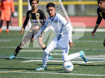 Thumbnail 1 in Christopher vs. Everett Alvarez (CIF CCS D3 Finals) photogallery.