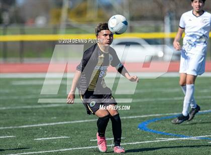 Thumbnail 2 in Christopher vs. Everett Alvarez (CIF CCS D3 Finals) photogallery.