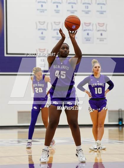 Thumbnail 3 in Martinsville @ Ben Davis (Ben Davis Holiday Classic) photogallery.