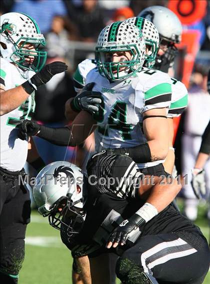 Thumbnail 1 in Carroll vs. Guyer (5A Region 1 Division 2 Final) photogallery.