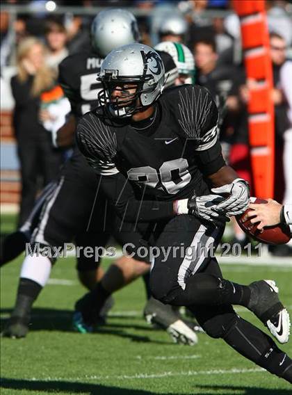 Thumbnail 3 in Carroll vs. Guyer (5A Region 1 Division 2 Final) photogallery.