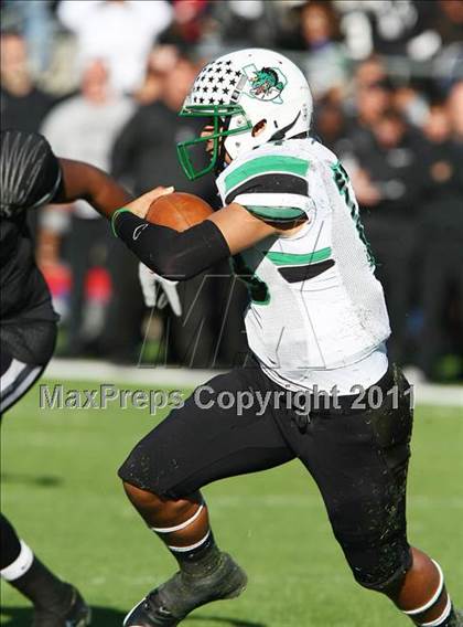 Thumbnail 1 in Carroll vs. Guyer (5A Region 1 Division 2 Final) photogallery.