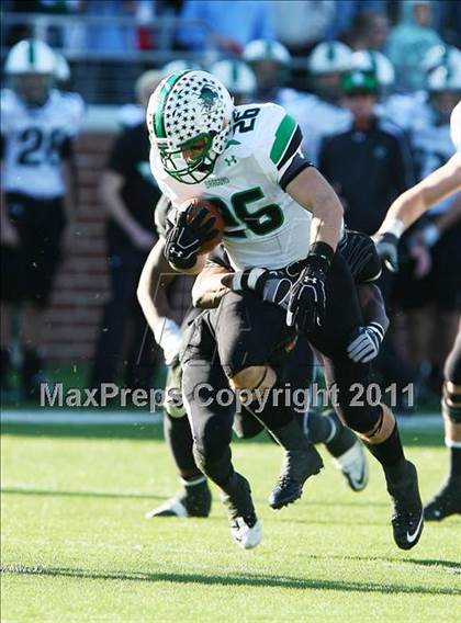Thumbnail 2 in Carroll vs. Guyer (5A Region 1 Division 2 Final) photogallery.