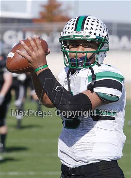 Thumbnail 2 in Carroll vs. Guyer (5A Region 1 Division 2 Final) photogallery.