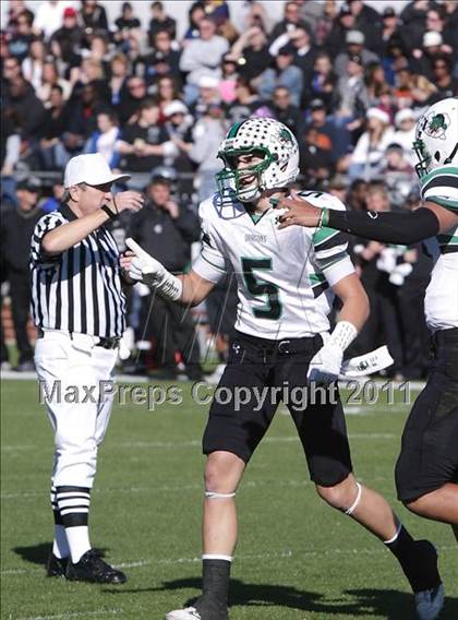 Thumbnail 3 in Carroll vs. Guyer (5A Region 1 Division 2 Final) photogallery.