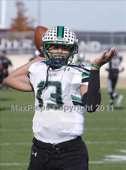 Thumbnail 3 in Carroll vs. Guyer (5A Region 1 Division 2 Final) photogallery.