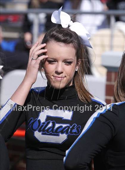 Thumbnail 1 in Carroll vs. Guyer (5A Region 1 Division 2 Final) photogallery.