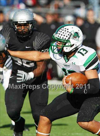 Thumbnail 3 in Carroll vs. Guyer (5A Region 1 Division 2 Final) photogallery.