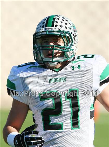 Thumbnail 1 in Carroll vs. Guyer (5A Region 1 Division 2 Final) photogallery.