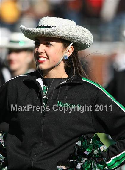 Thumbnail 1 in Carroll vs. Guyer (5A Region 1 Division 2 Final) photogallery.