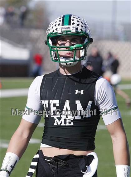 Thumbnail 3 in Carroll vs. Guyer (5A Region 1 Division 2 Final) photogallery.