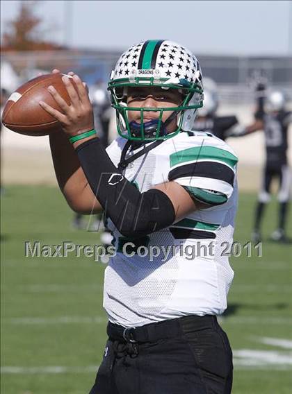 Thumbnail 2 in Carroll vs. Guyer (5A Region 1 Division 2 Final) photogallery.