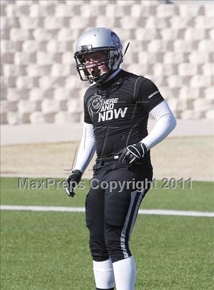 Thumbnail 1 in Carroll vs. Guyer (5A Region 1 Division 2 Final) photogallery.
