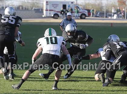 Thumbnail 3 in Carroll vs. Guyer (5A Region 1 Division 2 Final) photogallery.