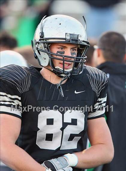 Thumbnail 1 in Carroll vs. Guyer (5A Region 1 Division 2 Final) photogallery.