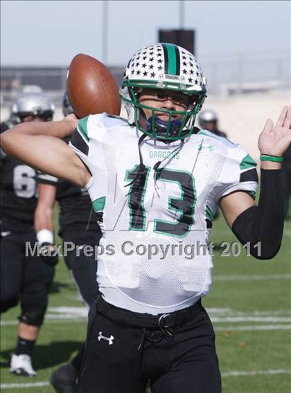 Thumbnail 3 in Carroll vs. Guyer (5A Region 1 Division 2 Final) photogallery.