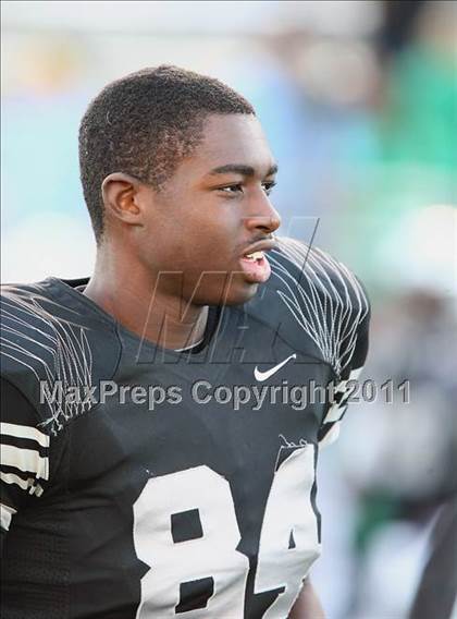 Thumbnail 3 in Carroll vs. Guyer (5A Region 1 Division 2 Final) photogallery.