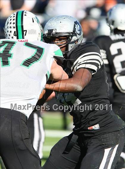 Thumbnail 2 in Carroll vs. Guyer (5A Region 1 Division 2 Final) photogallery.