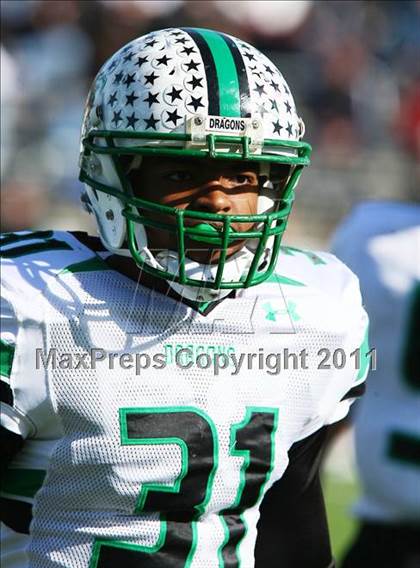 Thumbnail 2 in Carroll vs. Guyer (5A Region 1 Division 2 Final) photogallery.