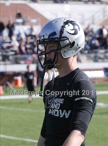 Thumbnail 2 in Carroll vs. Guyer (5A Region 1 Division 2 Final) photogallery.