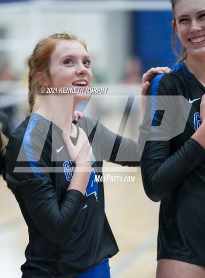 Thumbnail 1 in Gunter vs Boyd UIL 3A Region II Semi-Final photogallery.