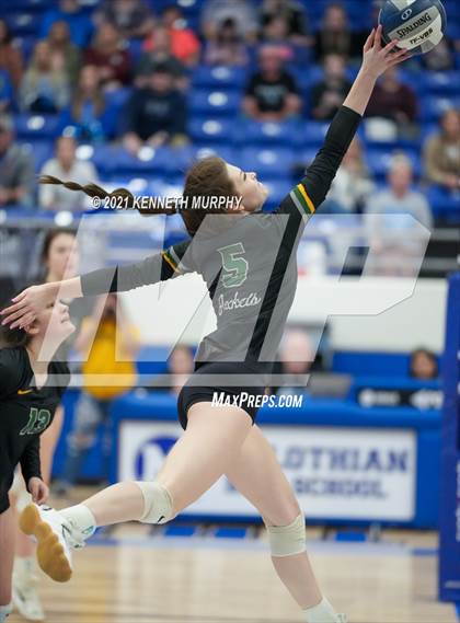 Thumbnail 1 in Gunter vs Boyd UIL 3A Region II Semi-Final photogallery.