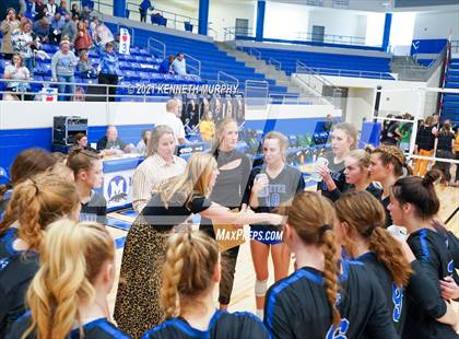 Thumbnail 1 in Gunter vs Boyd UIL 3A Region II Semi-Final photogallery.
