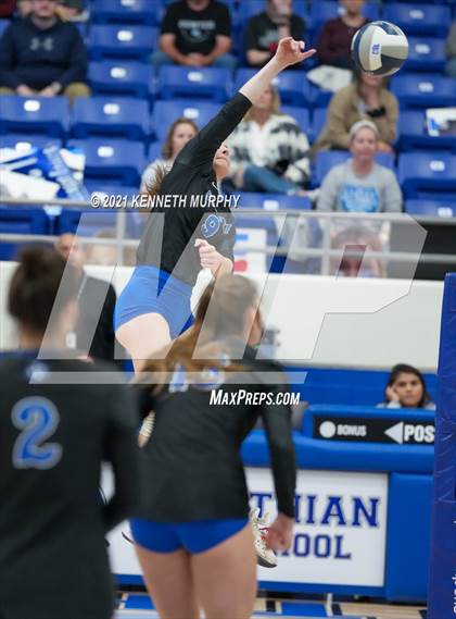 Thumbnail 3 in Gunter vs Boyd UIL 3A Region II Semi-Final photogallery.