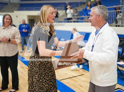 Thumbnail 3 in Gunter vs Boyd UIL 3A Region II Semi-Final photogallery.