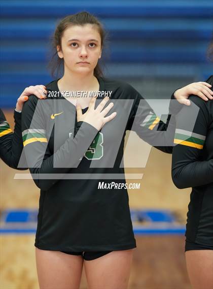 Thumbnail 2 in Gunter vs Boyd UIL 3A Region II Semi-Final photogallery.