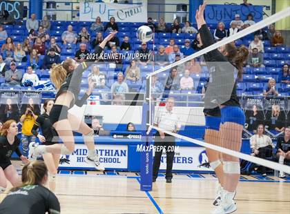 Thumbnail 1 in Gunter vs Boyd UIL 3A Region II Semi-Final photogallery.